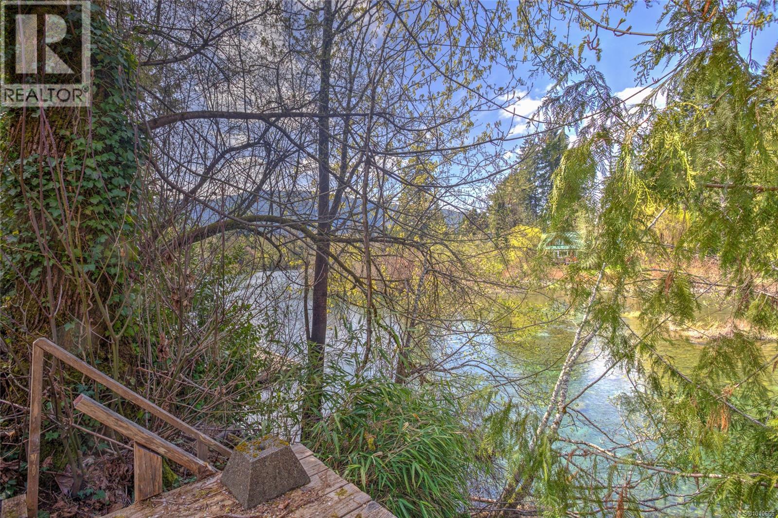 Photo 49 of 56 Prospect Ave, Lake Cowichan BC