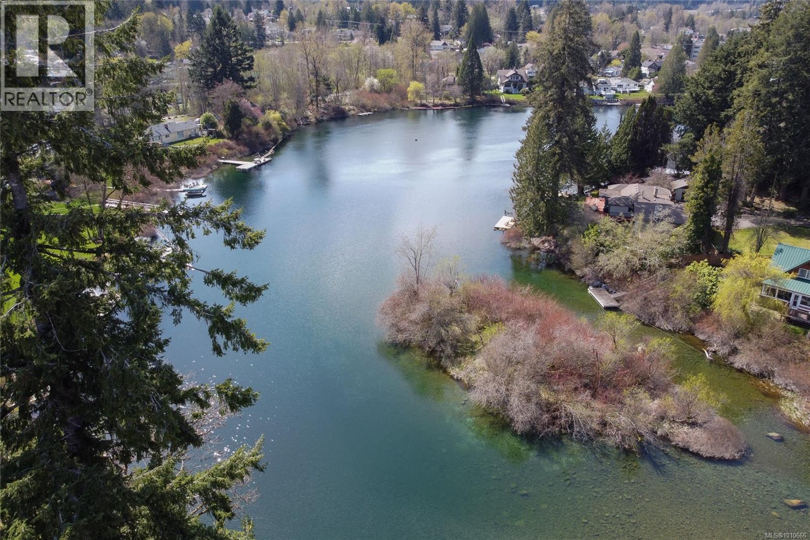 Photo 63 of 56 Prospect Ave, Lake Cowichan BC