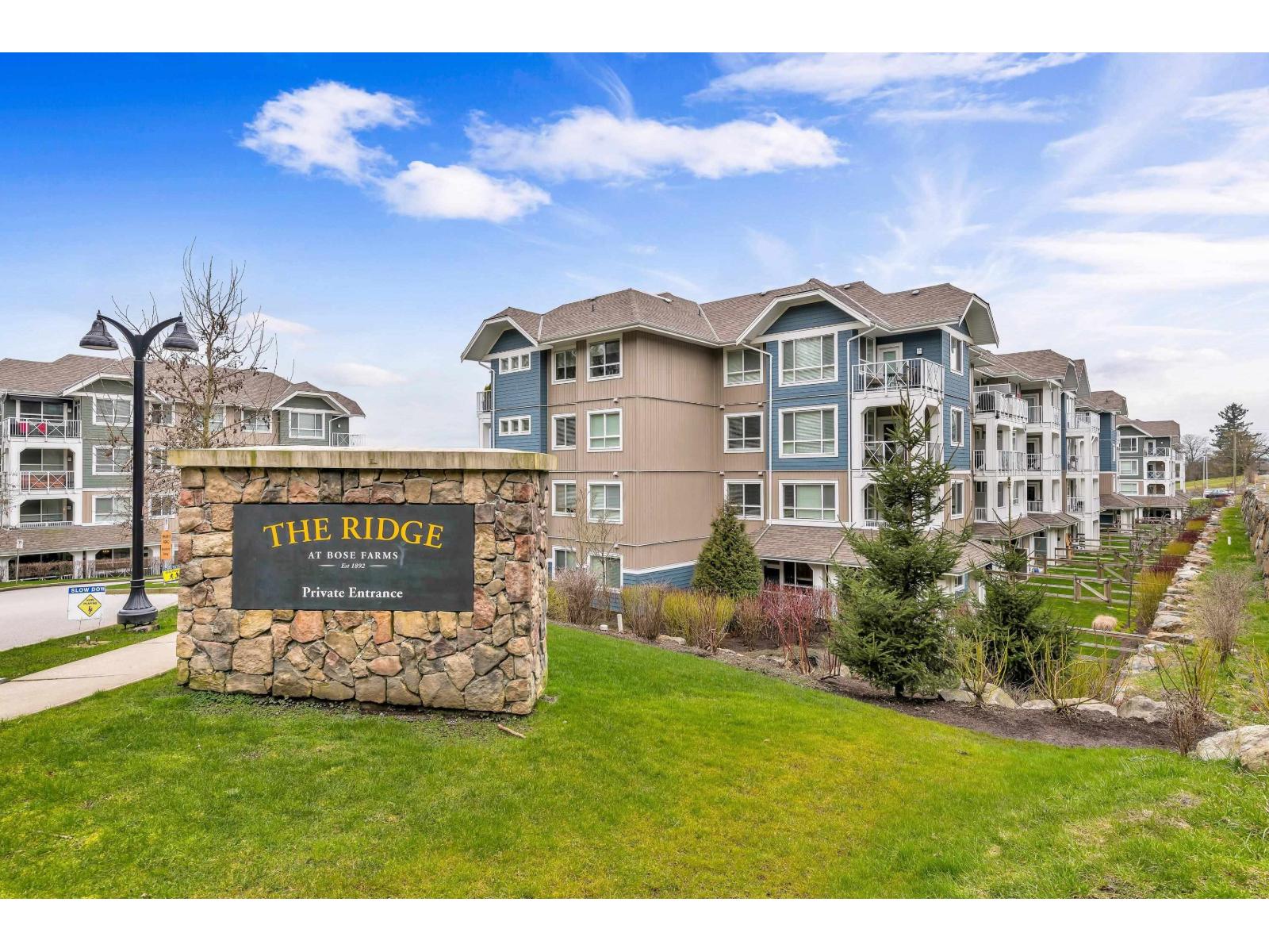 Photo 1 of 305 16396 64 Avenue, Surrey BC