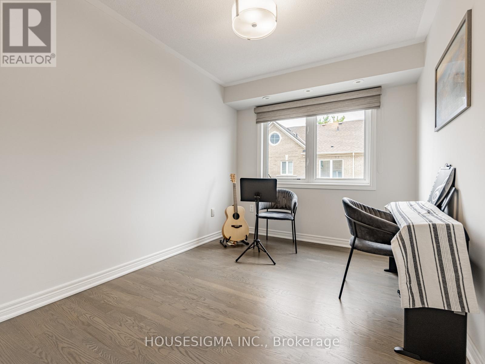 Photo 33 of 206 60 Rosewood Avenue, Mississauga ON