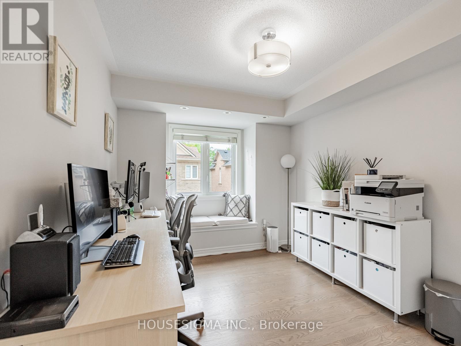Photo 37 of 206 60 Rosewood Avenue, Mississauga ON