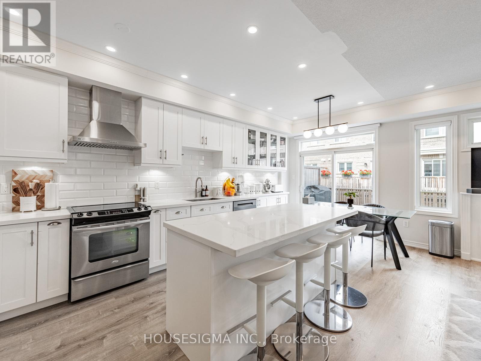 Photo 22 of 206 60 Rosewood Avenue, Mississauga ON