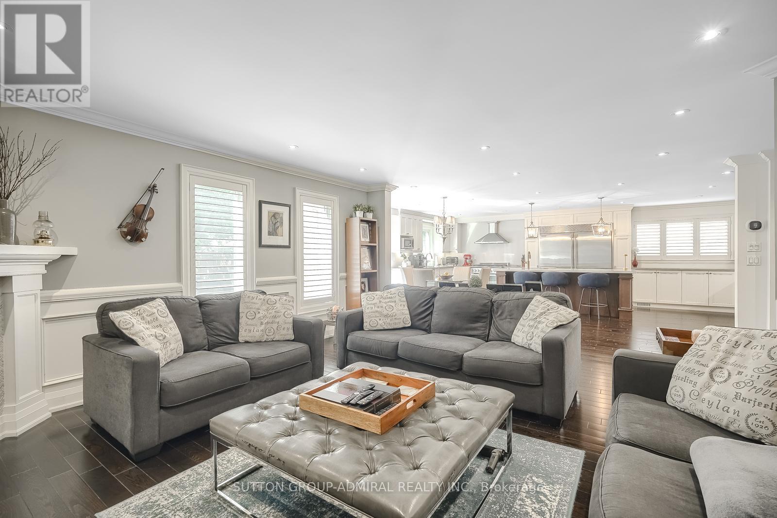 Photo 40 of 2360 Marisa Court, Mississauga ON