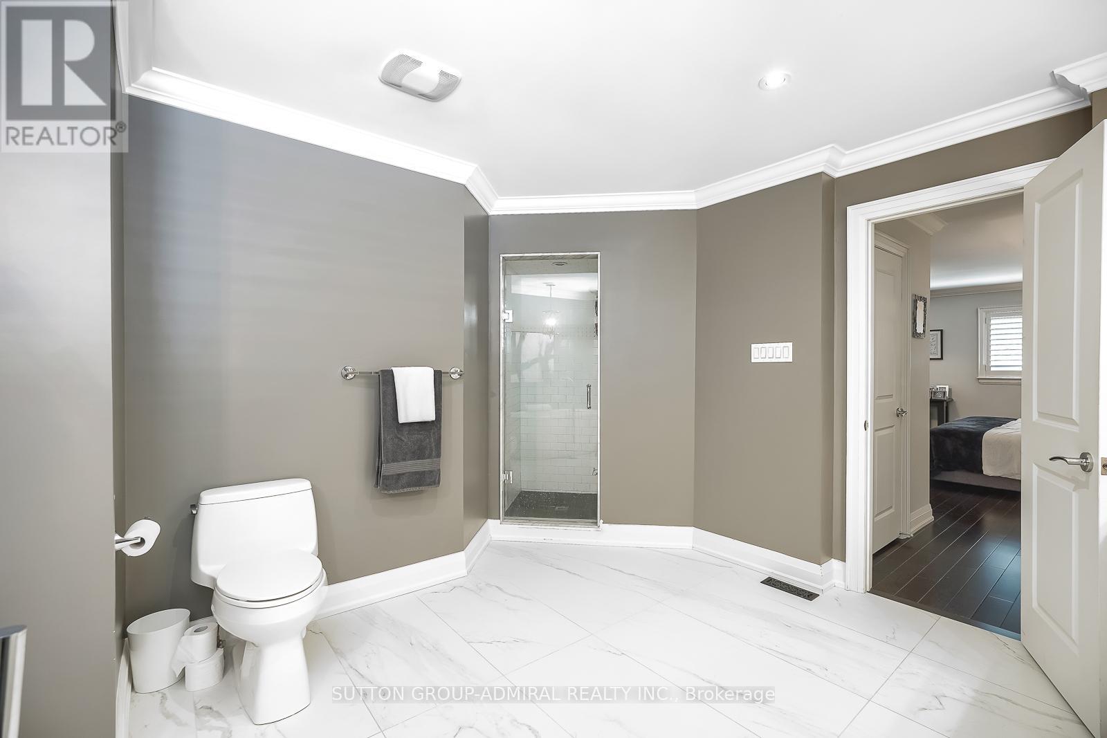 Photo 21 of 2360 Marisa Court, Mississauga ON
