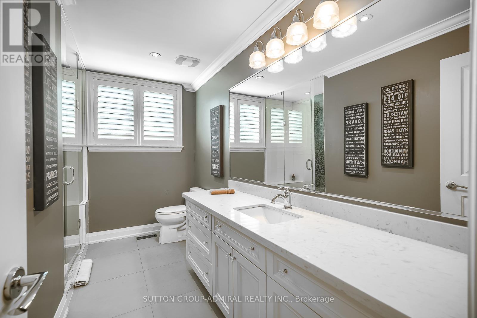 Photo 41 of 2360 Marisa Court, Mississauga ON