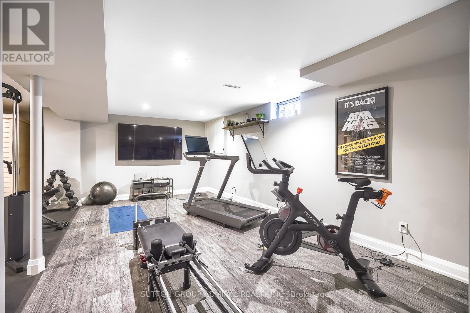 Photo 29 of 2360 Marisa Court, Mississauga ON
