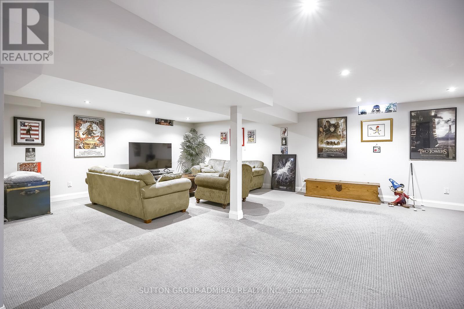 Photo 44 of 2360 Marisa Court, Mississauga ON