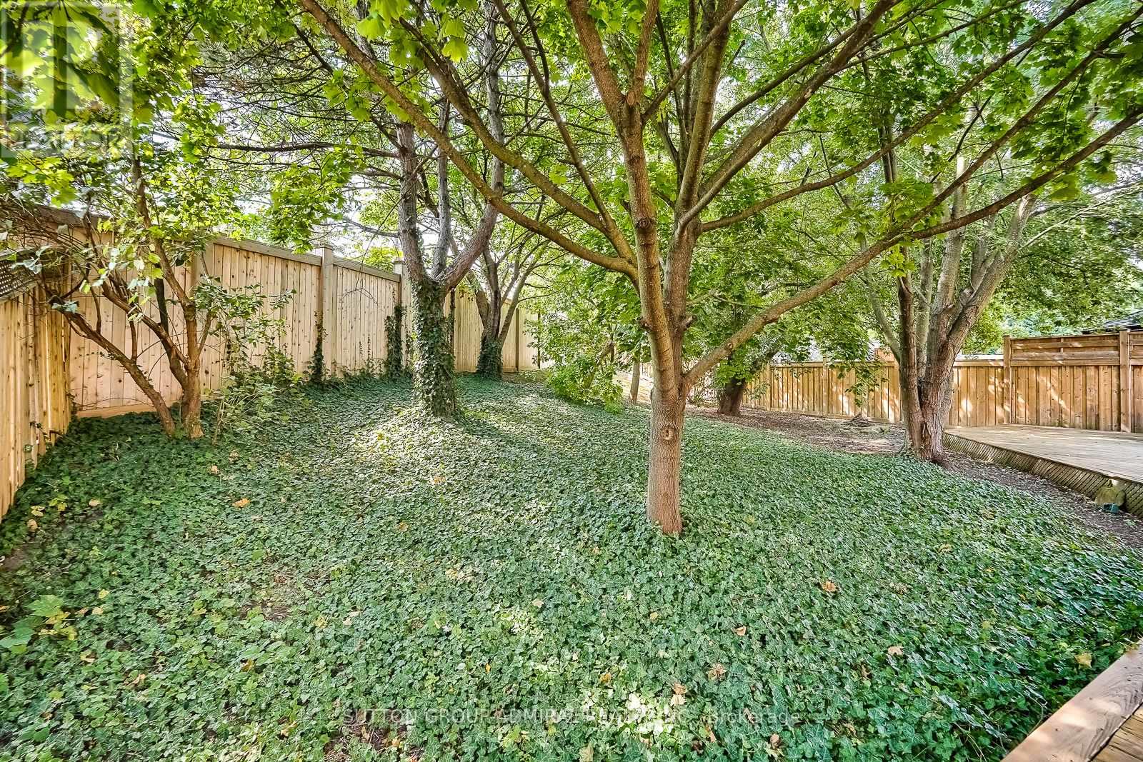 Photo 42 of 2360 Marisa Court, Mississauga ON