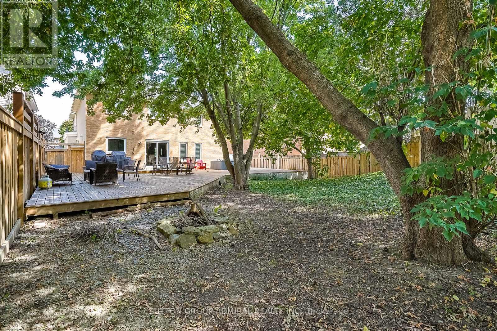 Photo 12 of 2360 Marisa Court, Mississauga ON