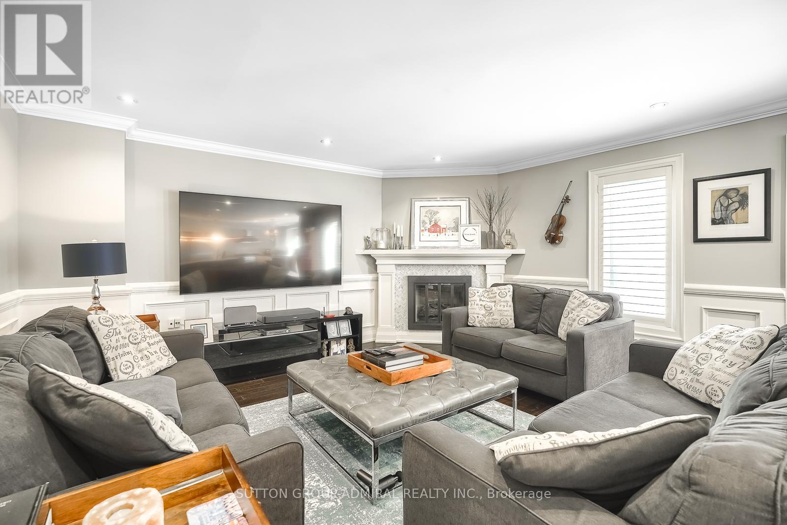 Photo 32 of 2360 Marisa Court, Mississauga ON