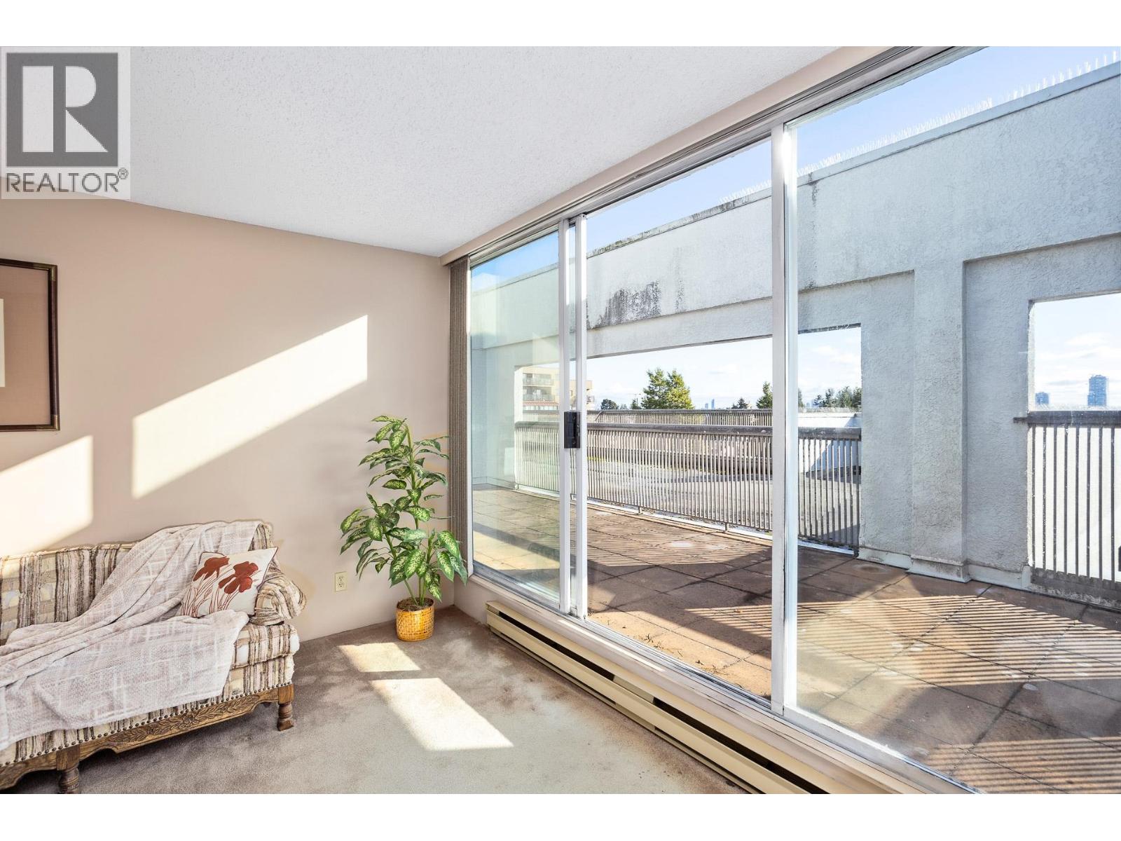 Photo 28 of 902 550 Eighth Street, New Westminster BC