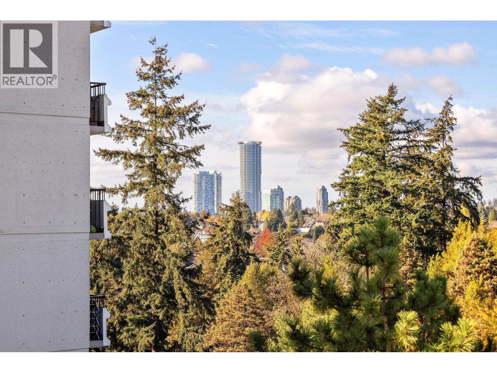 Photo 7 of 902 550 Eighth Street, New Westminster BC