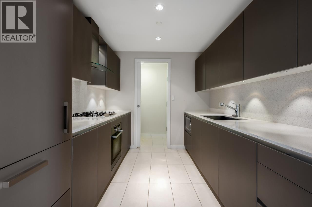 Photo 4 of 809 5199 Brighouse Way, Richmond BC