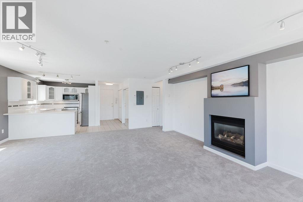 6 291 PERIWINKLE LANE, Gibsons