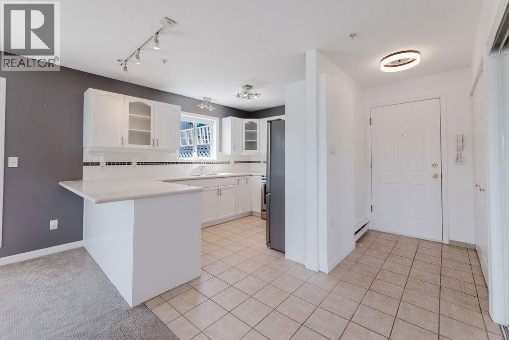 6 291 PERIWINKLE LANE, Gibsons