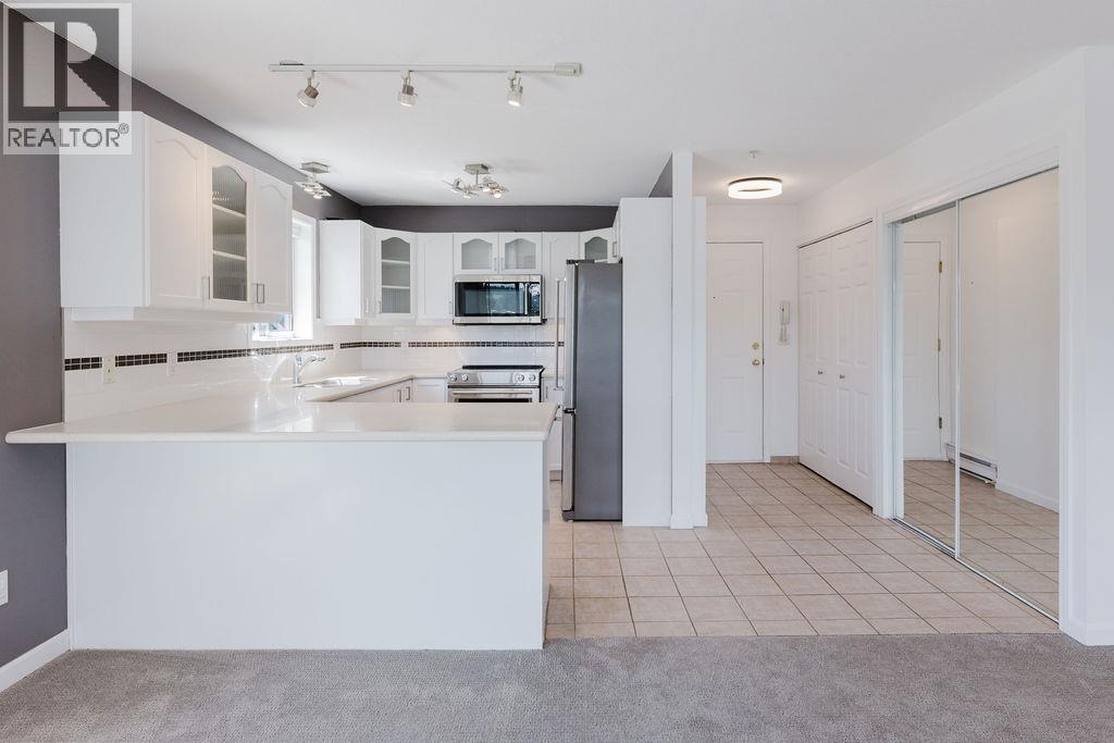 6 291 PERIWINKLE LANE, Gibsons