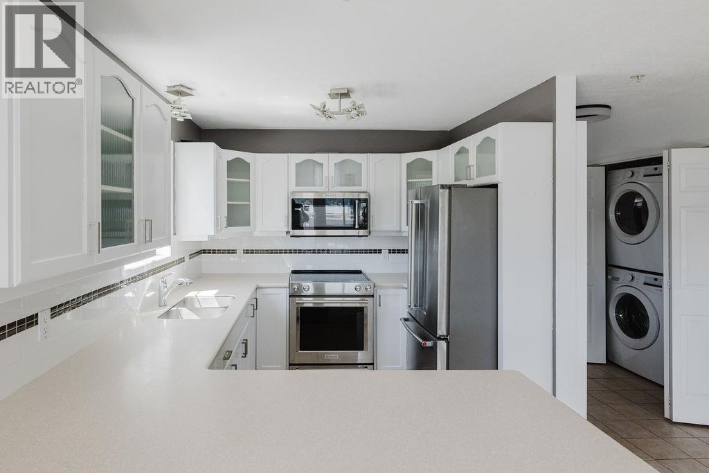 6 291 PERIWINKLE LANE, Gibsons