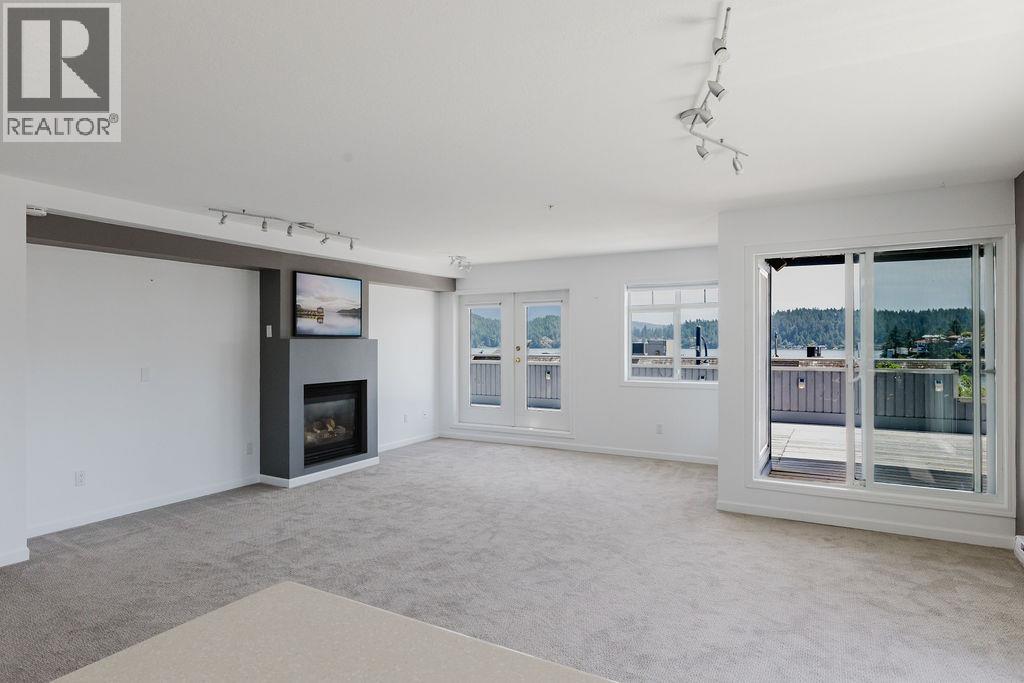 6 291 PERIWINKLE LANE, Gibsons