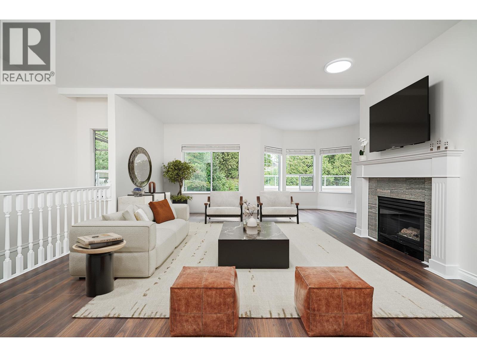 Photo 2 of 46 23151 Haney Bypass, Maple Ridge BC