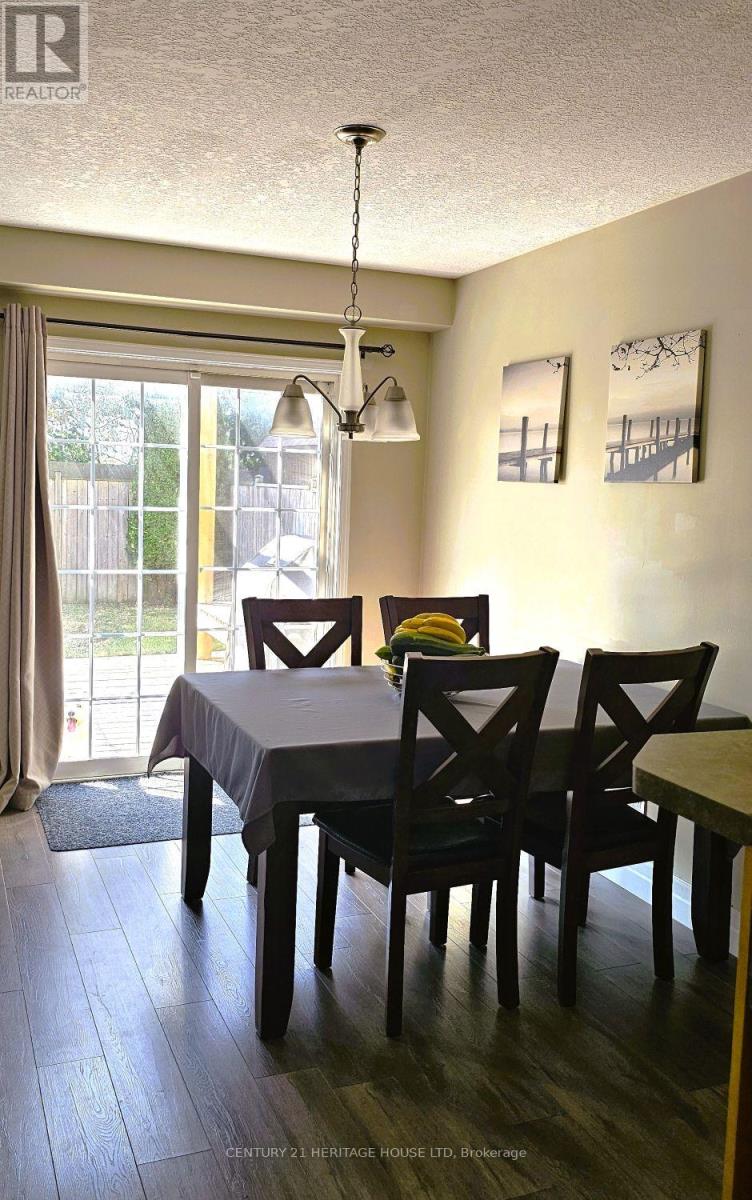 Photo 13 of 256 Sienna Crescent, Kitchener ON