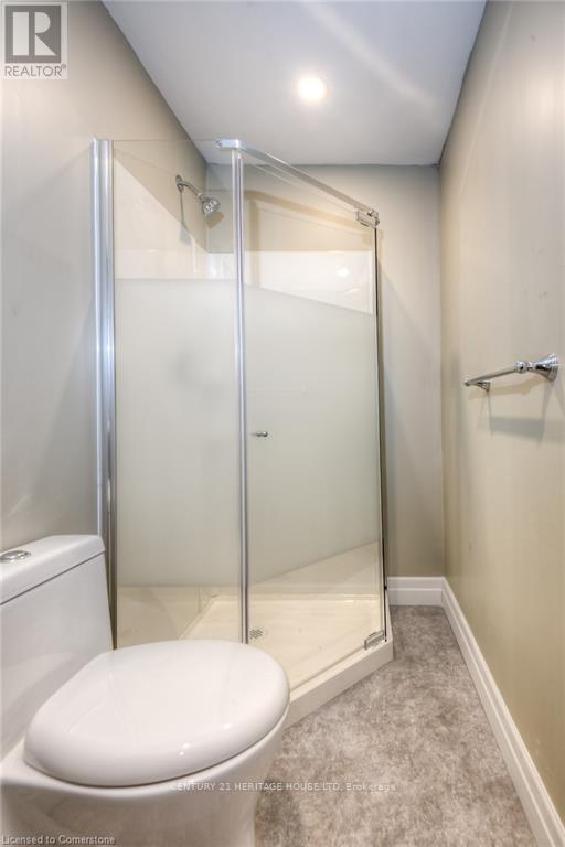 Photo 2 of 256 Sienna Crescent, Kitchener ON