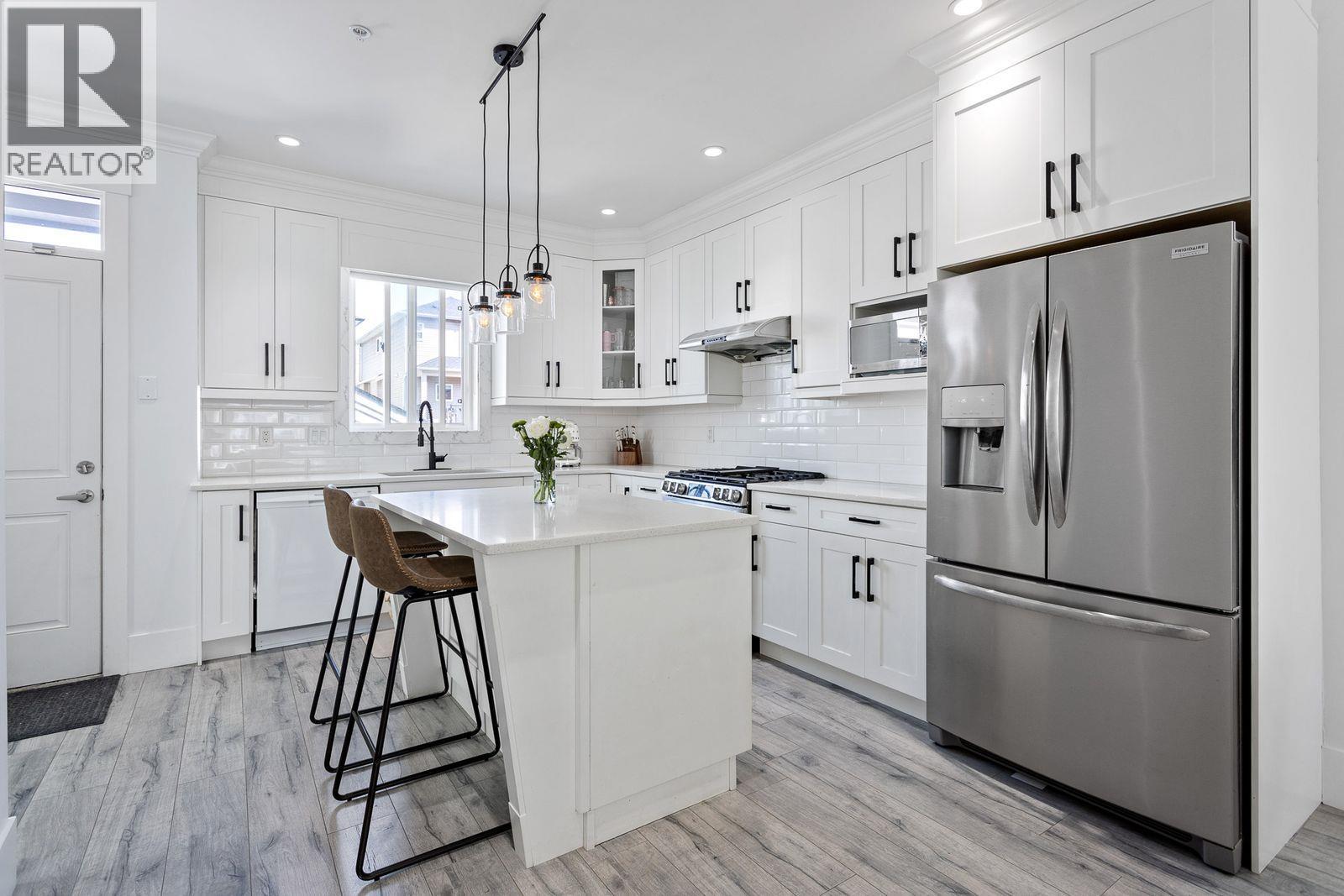 Photo 12 of 24297 101 A Avenue, Maple Ridge BC