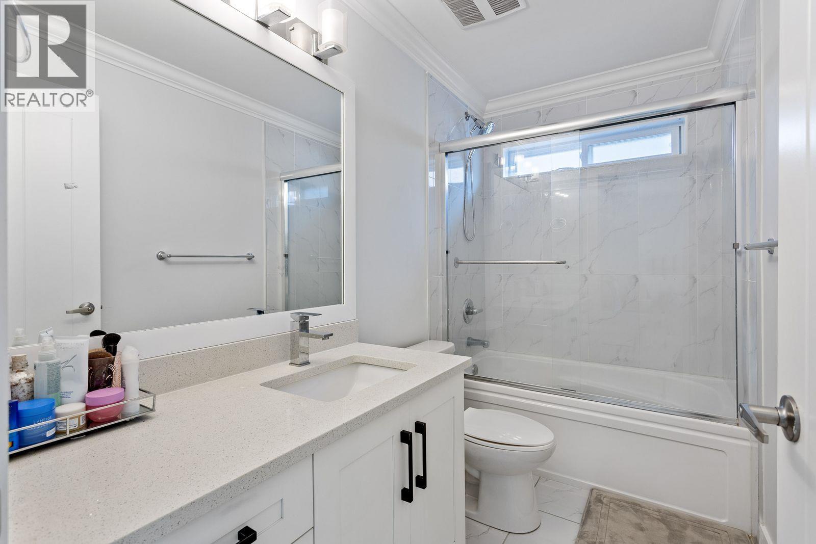 Photo 25 of 24297 101 A Avenue, Maple Ridge BC