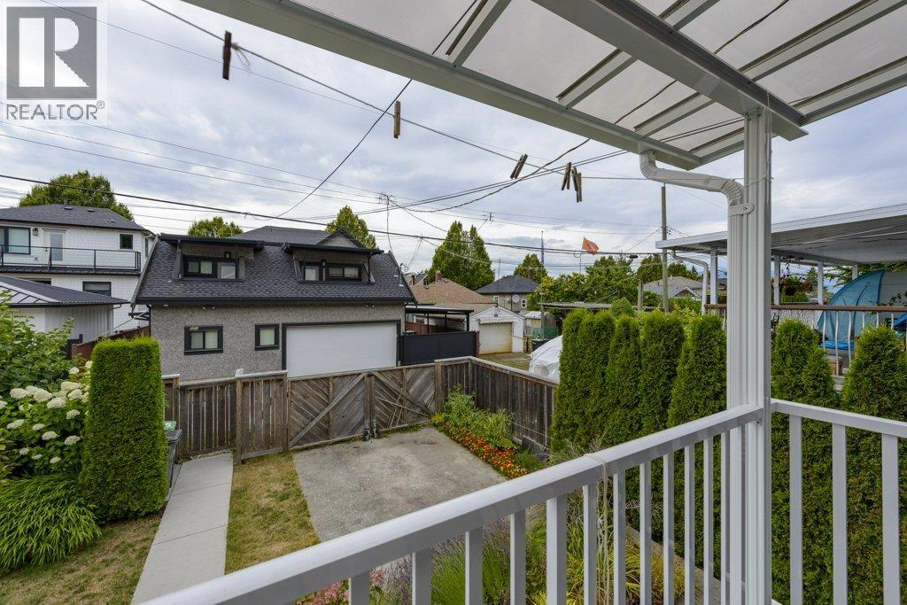 Photo 27 of 5051 Sherbrooke Street, Vancouver BC