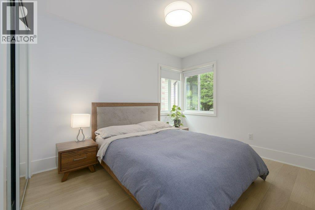 Photo 15 of 5051 Sherbrooke Street, Vancouver BC