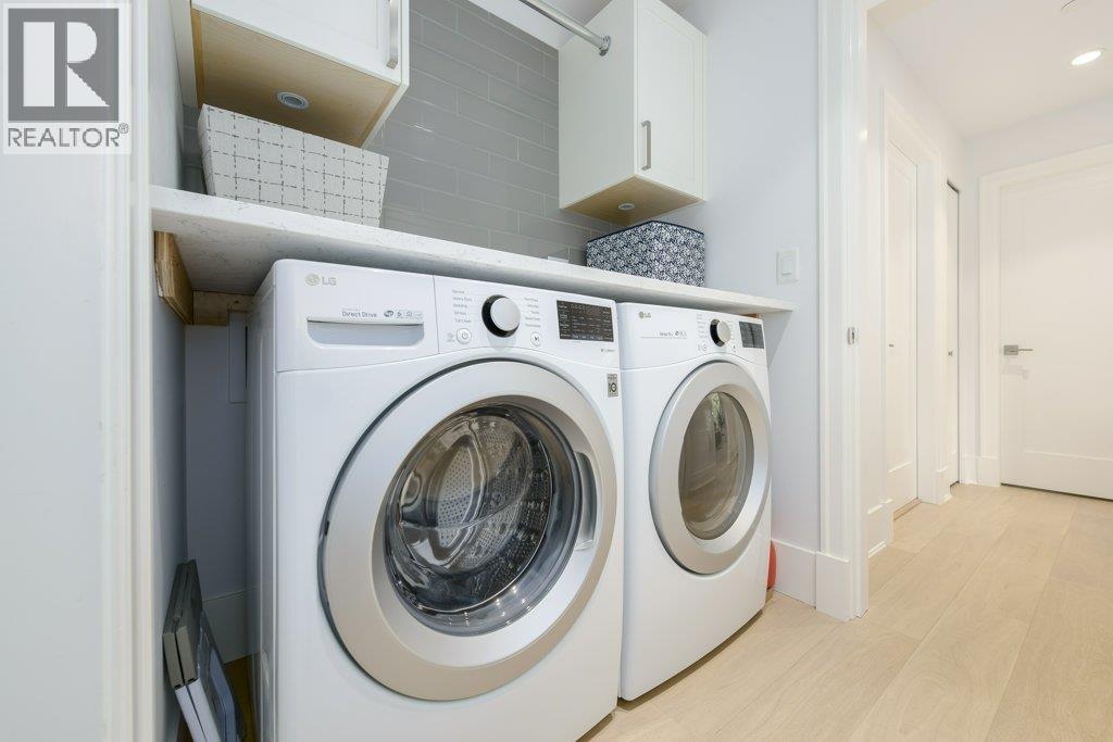 Photo 17 of 5051 Sherbrooke Street, Vancouver BC