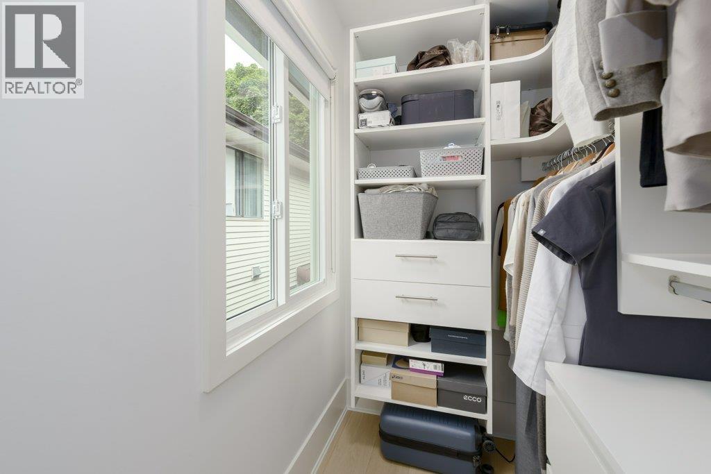 Photo 39 of 5051 Sherbrooke Street, Vancouver BC