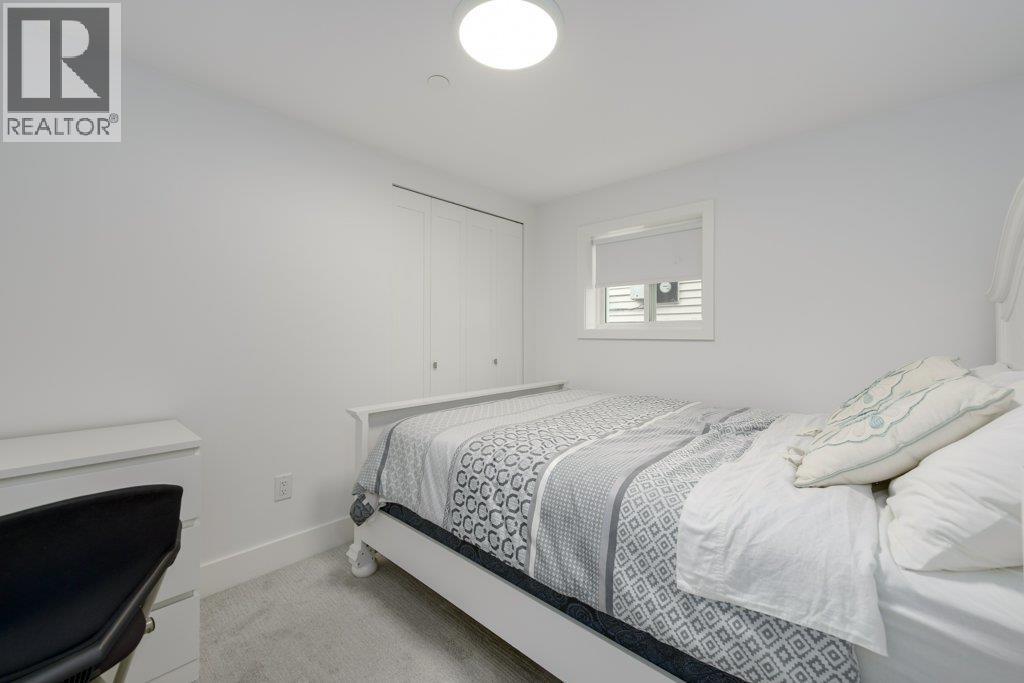 Photo 23 of 5051 Sherbrooke Street, Vancouver BC