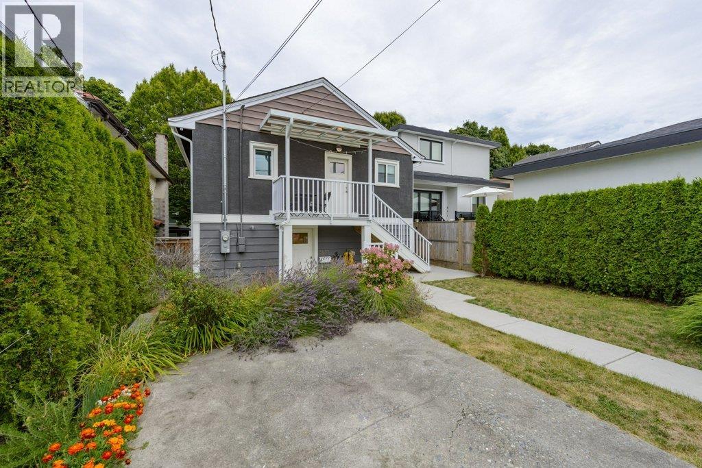 Photo 16 of 5051 Sherbrooke Street, Vancouver BC