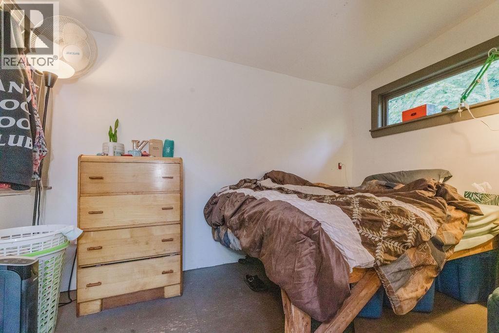 316 HEADLANDS ROAD, Gibsons