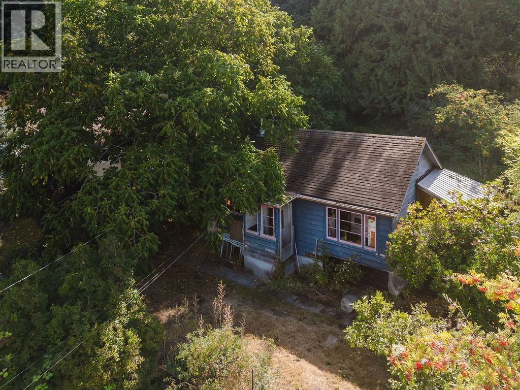 316 HEADLANDS ROAD, Gibsons