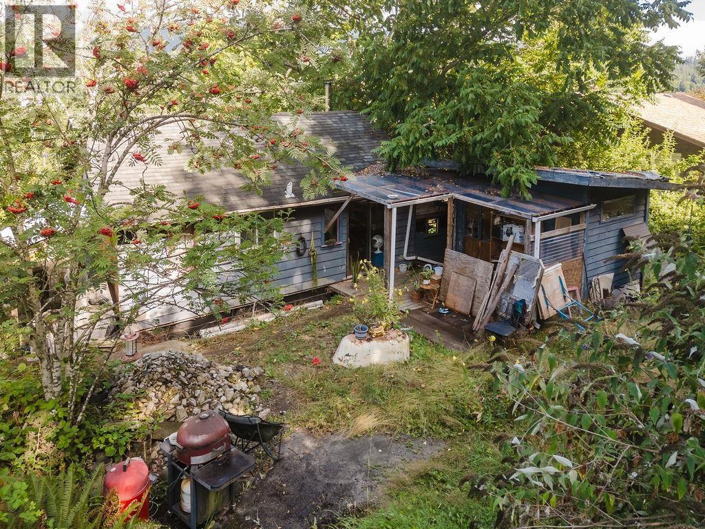 316 HEADLANDS ROAD, Gibsons