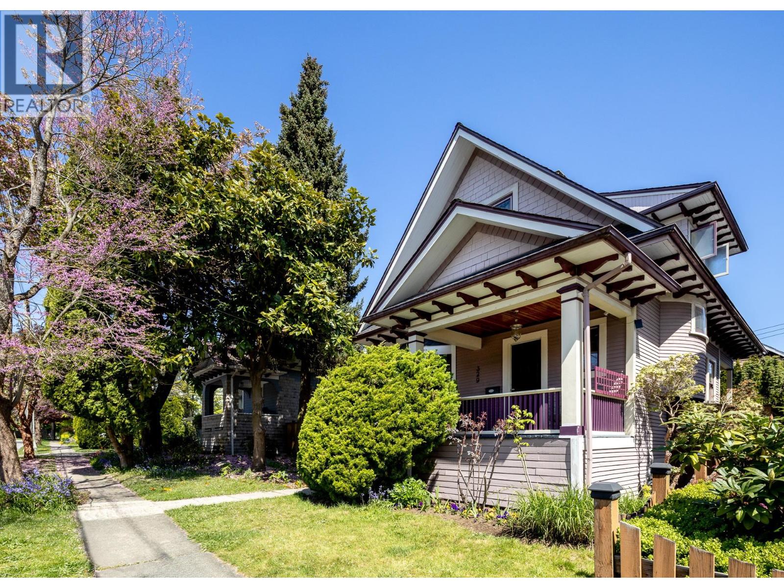 Photo 1 of 329 Pine Street, New Westminster BC