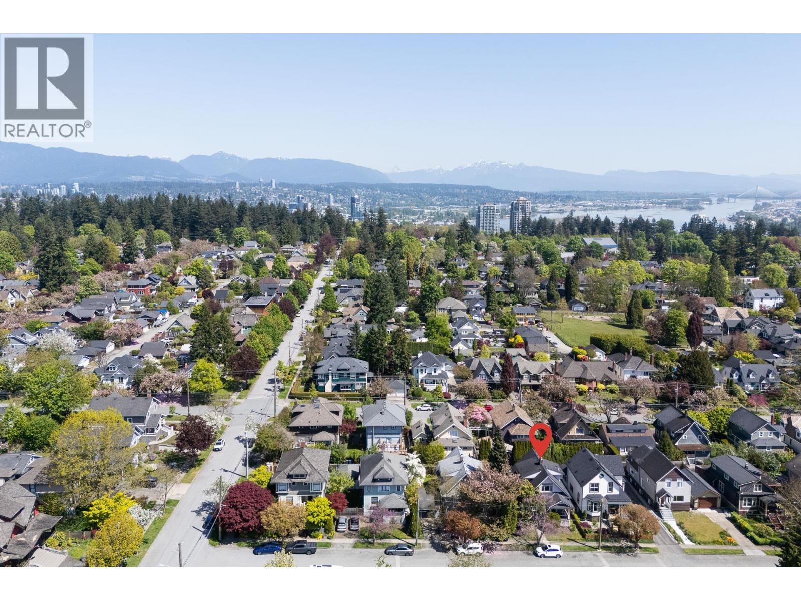 Photo 28 of 329 Pine Street, New Westminster BC