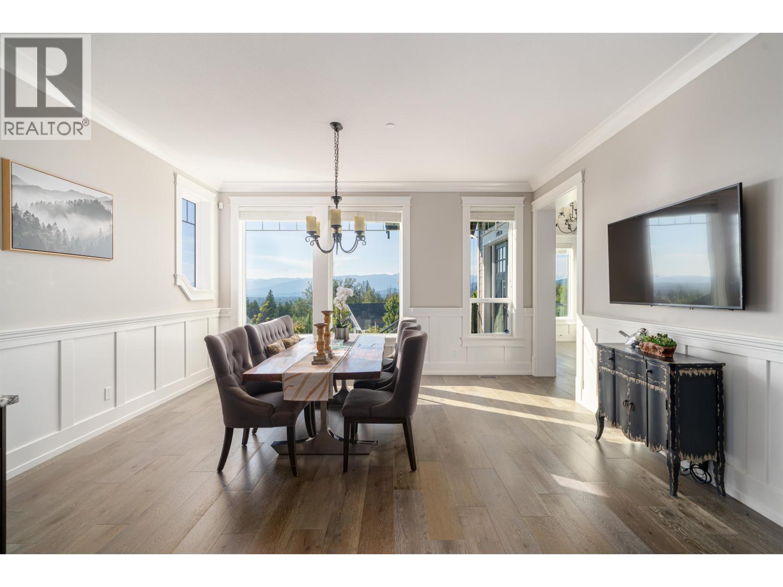 Photo 14 of 10930 Carmichael Street, Maple Ridge BC