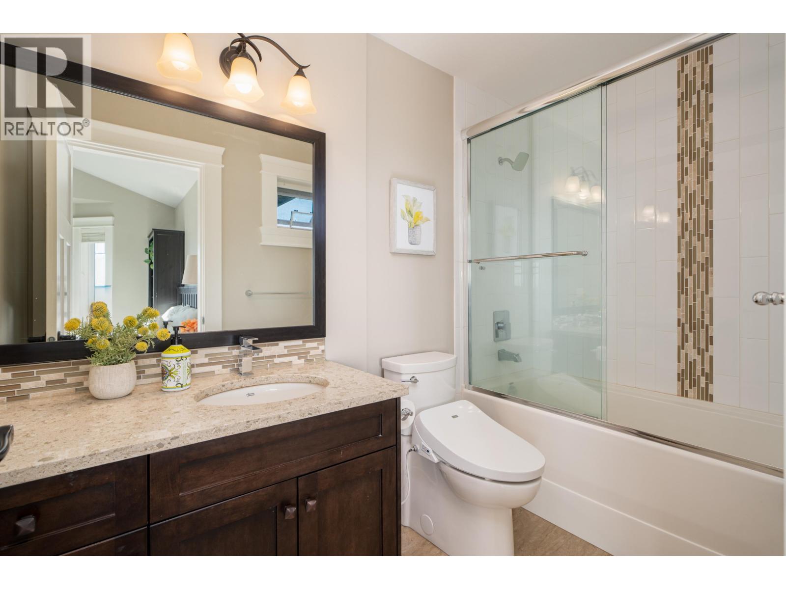 Photo 27 of 10930 Carmichael Street, Maple Ridge BC