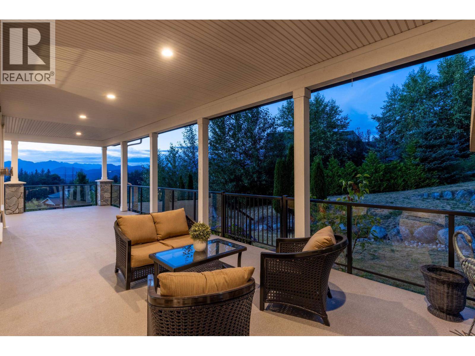 Photo 33 of 10930 Carmichael Street, Maple Ridge BC