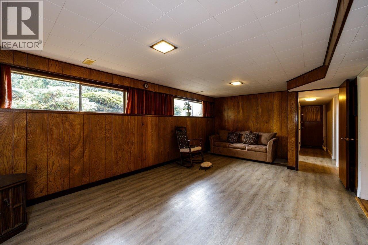 Photo 37 of 697 Plymouth Drive, North Vancouver BC