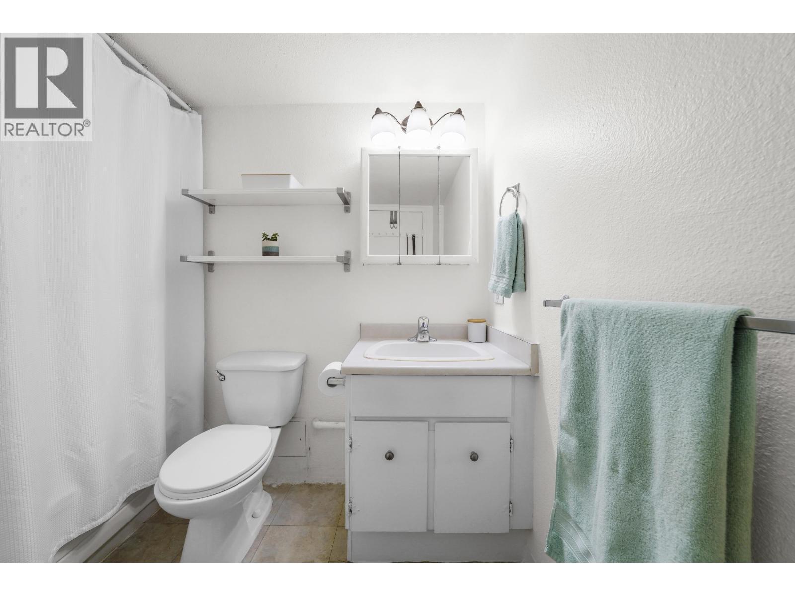 Photo 18 of 411 1333 Hornby Street, Vancouver BC