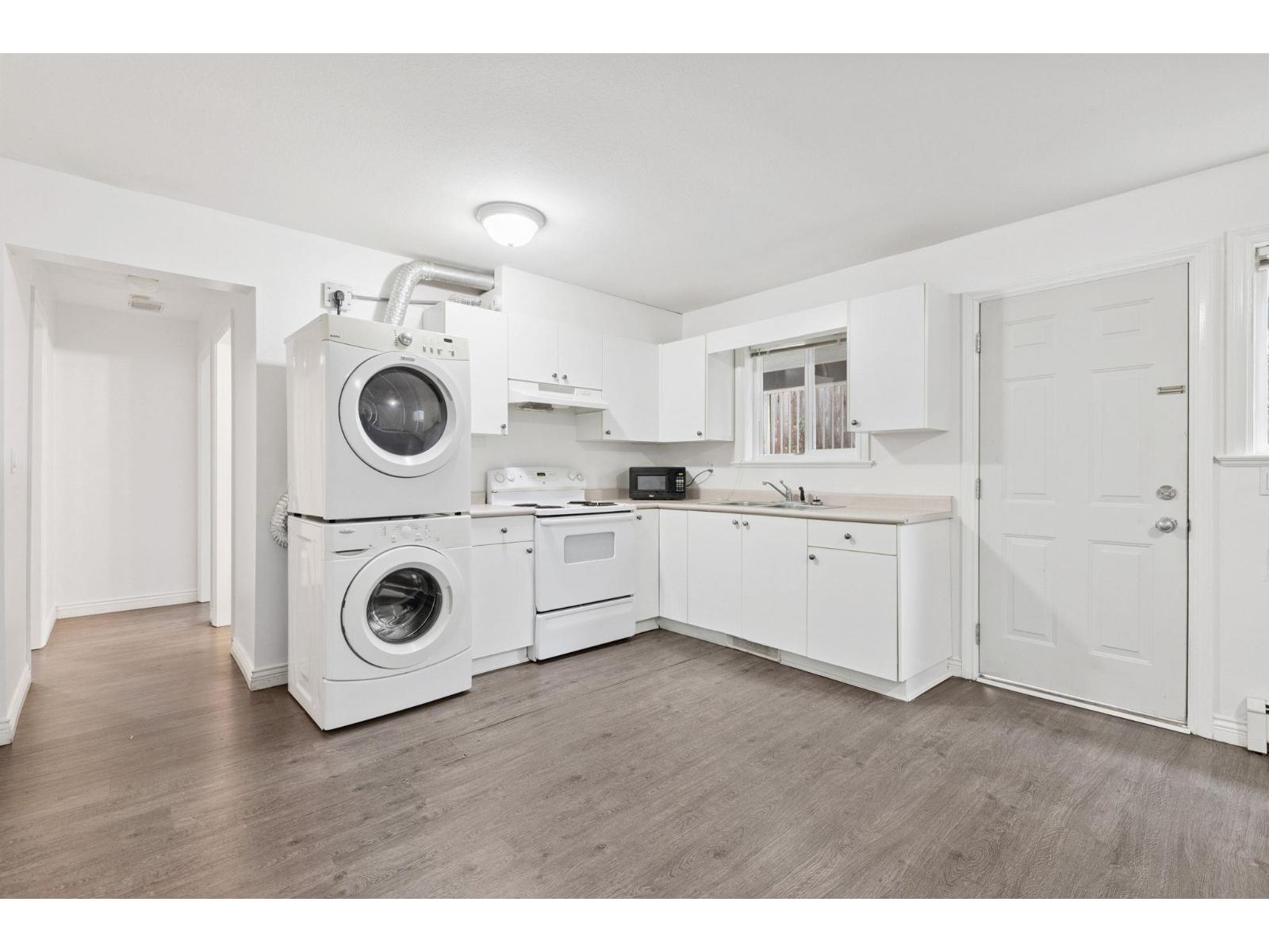 Photo 33 of 15939 91 A Avenue, Surrey BC
