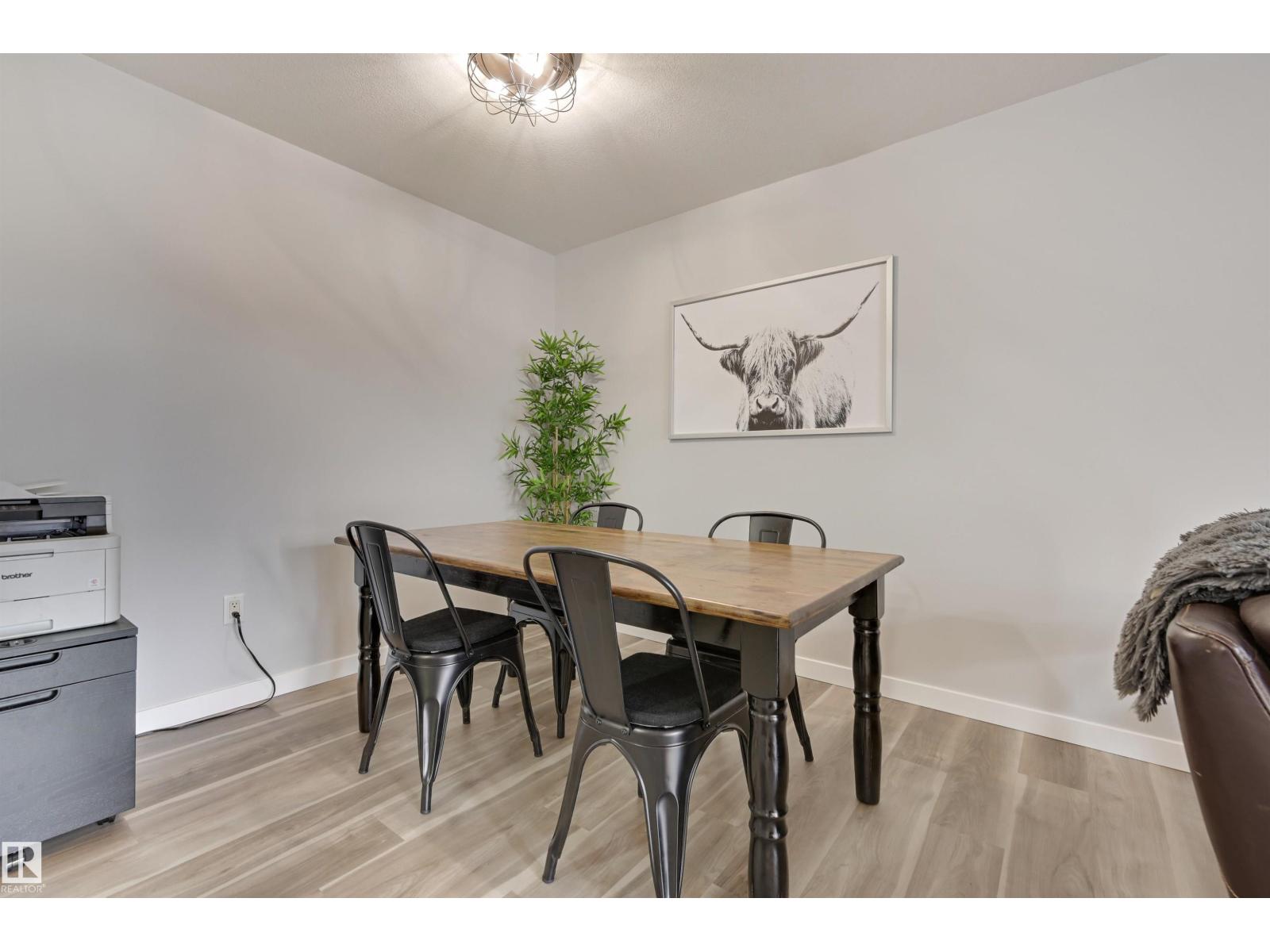 Photo 2 of 304 6220 Fulton Rd Nw, Edmonton AB