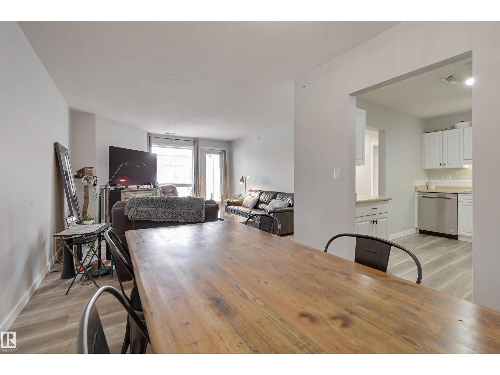 Photo 11 of 304 6220 Fulton Rd Nw, Edmonton AB