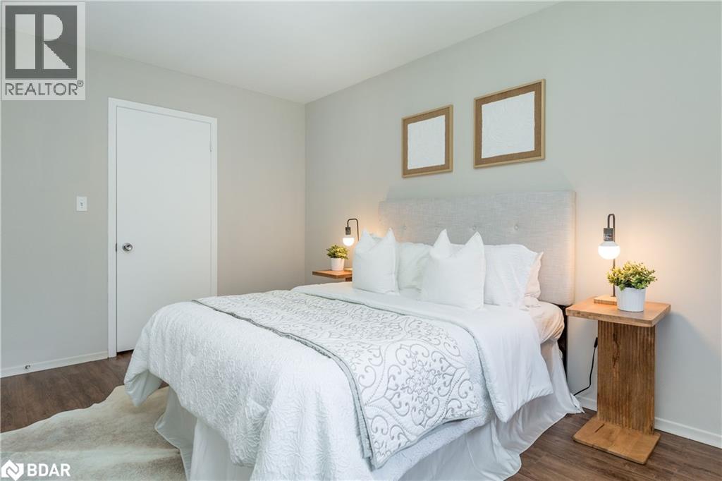 Photo 8 of 55 Fittons Road E, Orillia ON