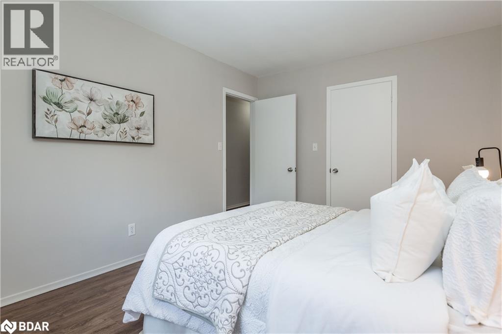 Photo 14 of 55 Fittons Road E, Orillia ON