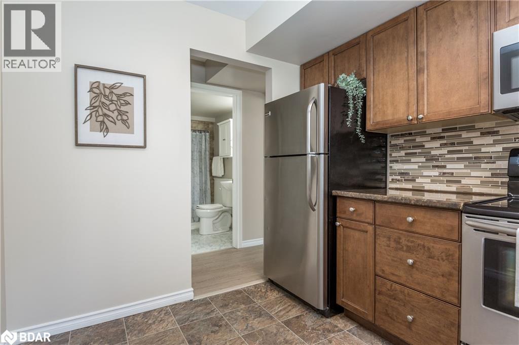 Photo 37 of 55 Fittons Road E, Orillia ON
