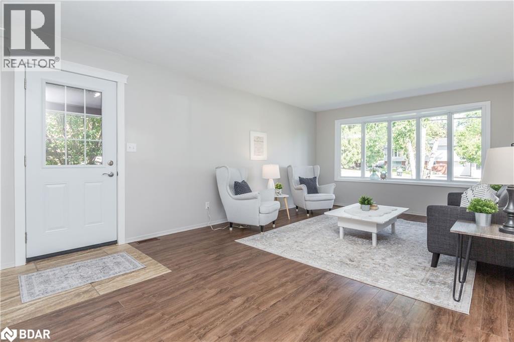 Photo 32 of 55 Fittons Road E, Orillia ON